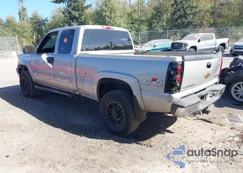 2004 Chevrolet Silverado 2500Hd Ls from USA, damaged, VIN 1GCHK29294E264047